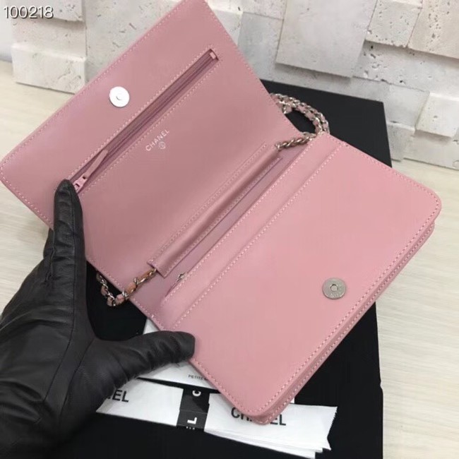 Chanel Clutch with Chain A33814 pink