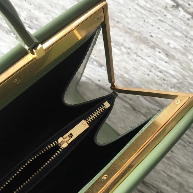 CELINE MEDIUM CLASP HANDBAG IN BOX CALFSKIN WITH PATINA 180923 green