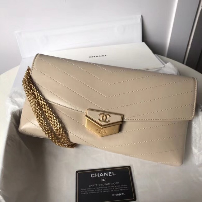 Chanel Clutch Calfskin & Gold-Tone Metal A57493 Beige