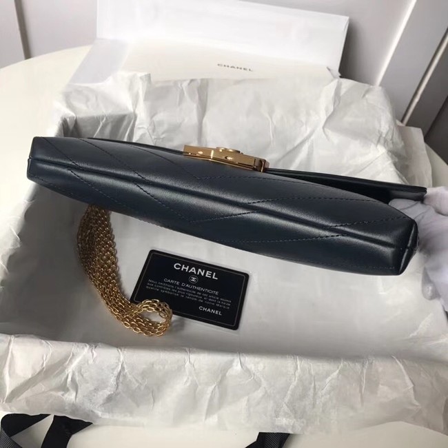 Chanel Clutch Calfskin & Gold-Tone Metal A57493 Black
