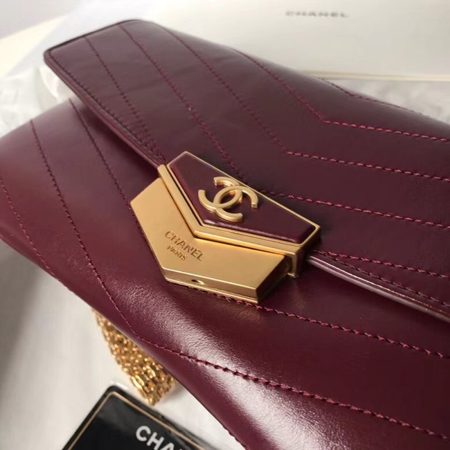 Chanel Clutch Calfskin & Gold-Tone Metal A57493 Burgundy