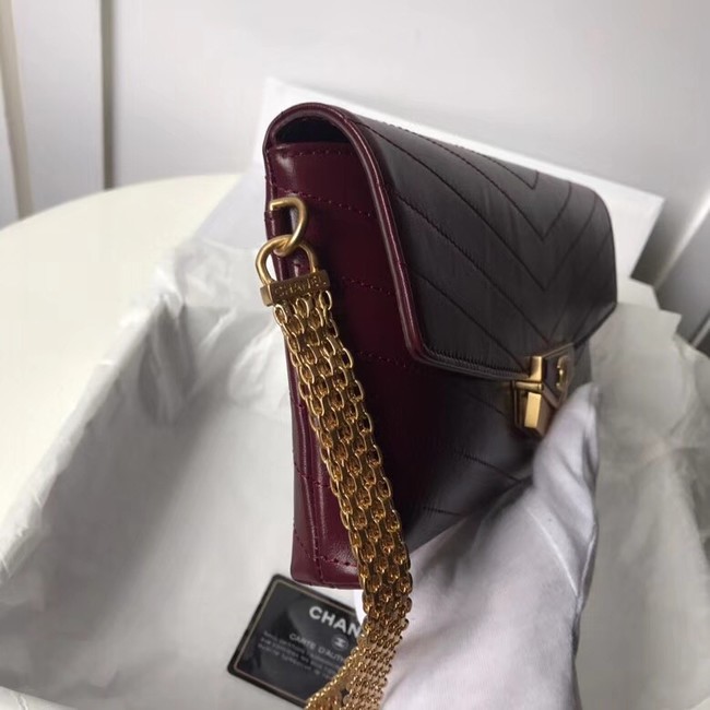 Chanel Clutch Calfskin & Gold-Tone Metal A57493 Burgundy