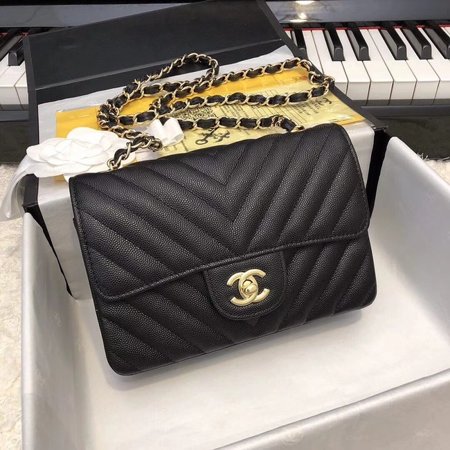 Chanel Small Classic Handbag Grained Calfskin & Gold-Tone Metal A69900 black