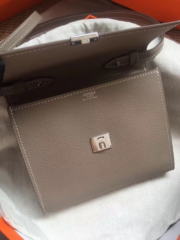 Hermes Clutch Epsom calfskin H0589 grey