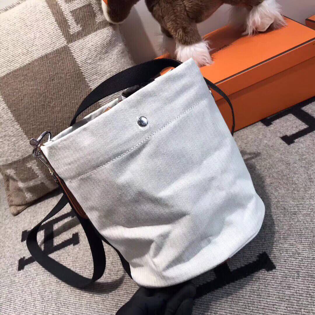 Hermes H Sac De Pansage Canvas HS18237 White