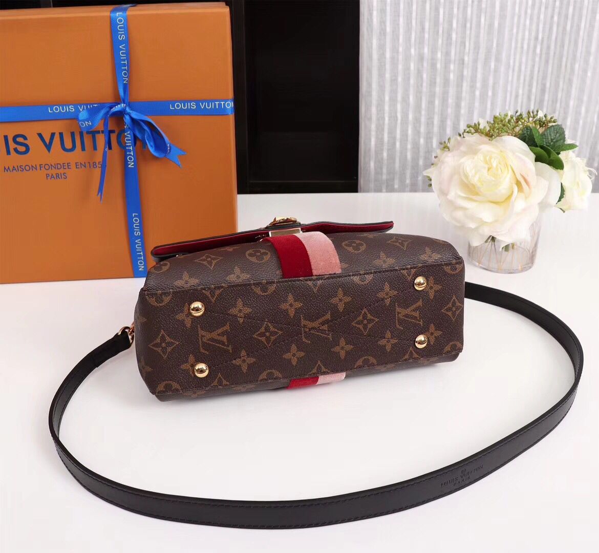 Louis Vuitton GEORGES BB M43866 pink&red