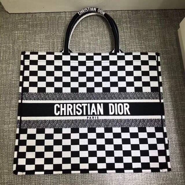 Dior Book Tote Bag Aus Besticktem Dior Oblique Toile 2863 Black&White