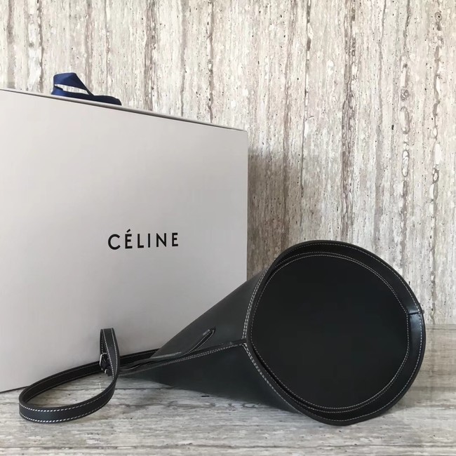 CELINE CLASP BUCKET IN SMOOTH CALFSKIN 55423 black