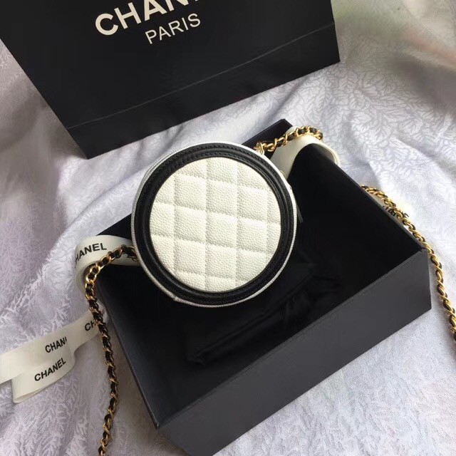 Chanel Original Clutch with Chain A81599 white