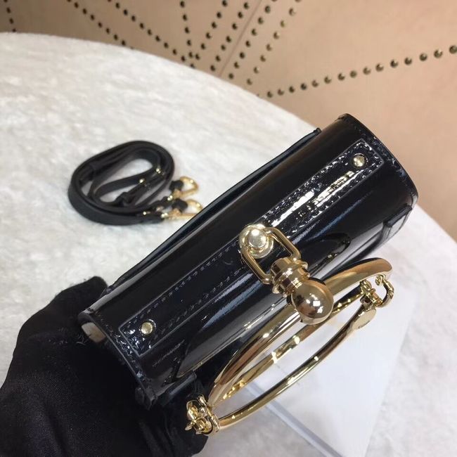 CHLOE Small Nile patent leather bracelet bag 3E1302 black