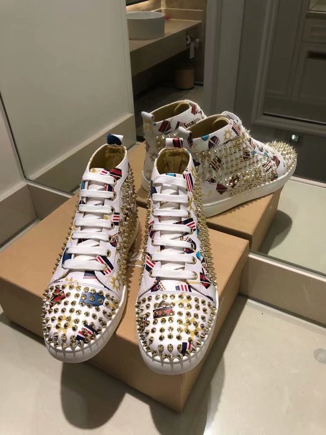 CHRISTIAN LOUBOUTIN Lou Spikes Orlato studded sneakers CL1015
