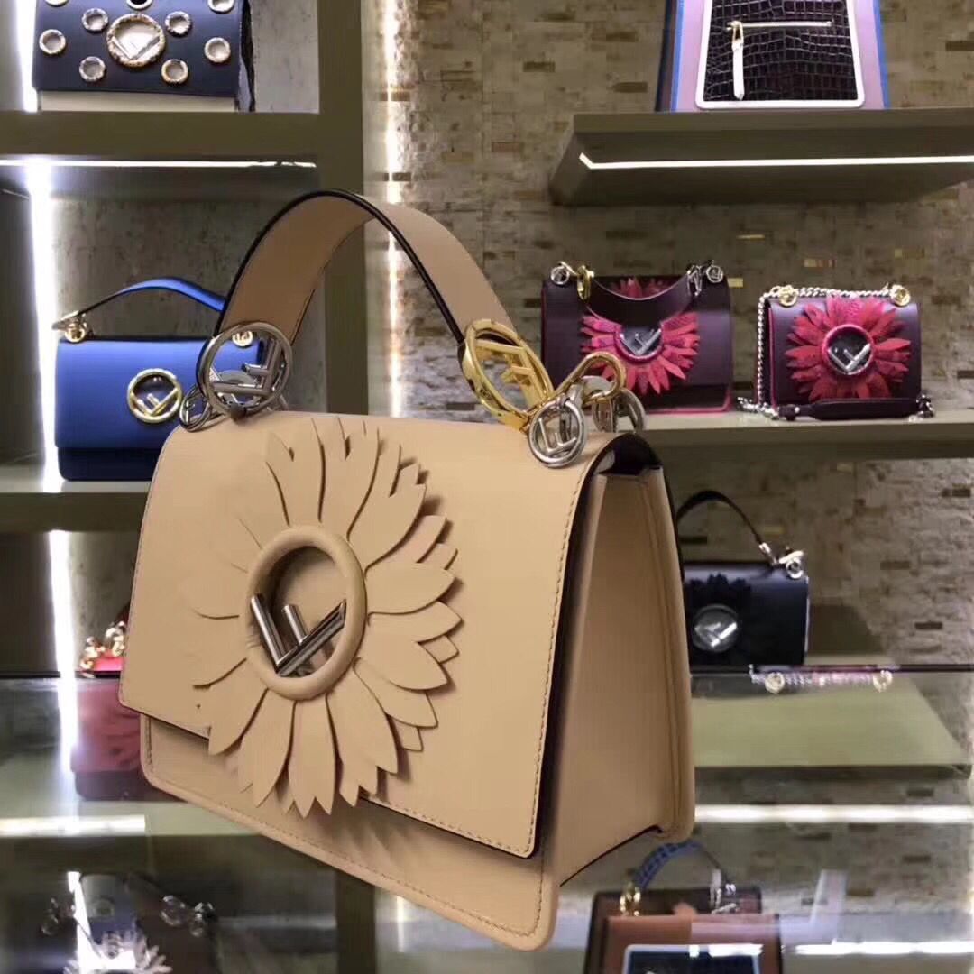 FENDI Kan I Leather Shoulder Bag B9288 Apricot