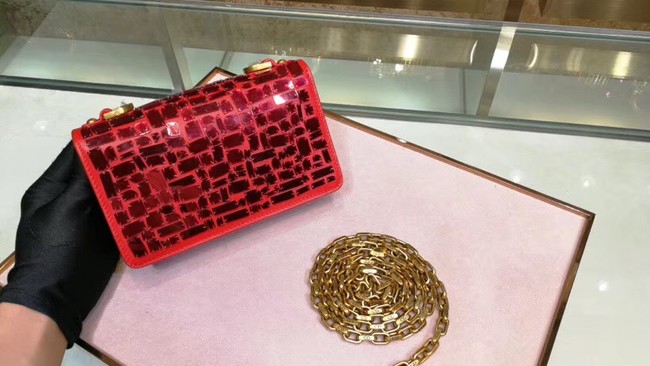 DIOR WITH CHAIN SMOOTH CALFSKIN EMBROIDERED WITH A MOSAIC OF MIRRORS M900 red