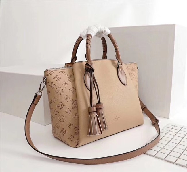 Louis Vuitton Mahina Leather HAUMEA M55030 apricot