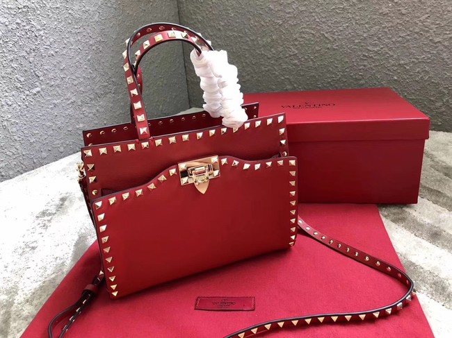 VALENTINO Candy Rockstud quilted leather shoulder bag 0650 red