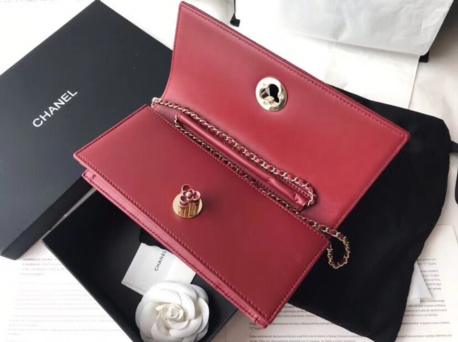 CHANEL Clutch Lambskin & Gold-Tone Metal A94575 red