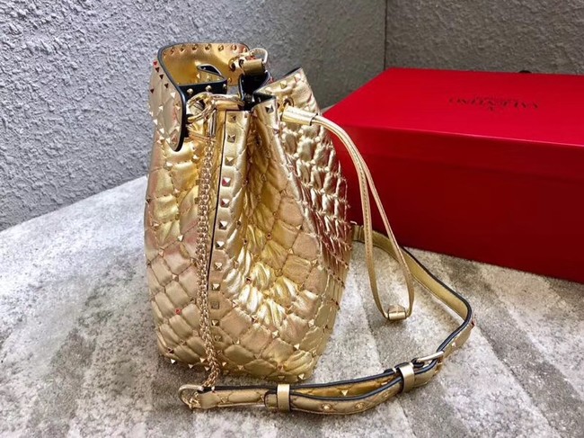 VALENTINO Rockstud leather bucket bag 0059L gold