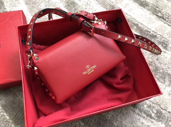 VALENTINO Rockstud leather cross-body bag 04235 red