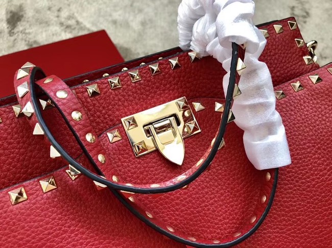 VALENTINO Candy Rockstud quilted leather shoulder bag 0650L red