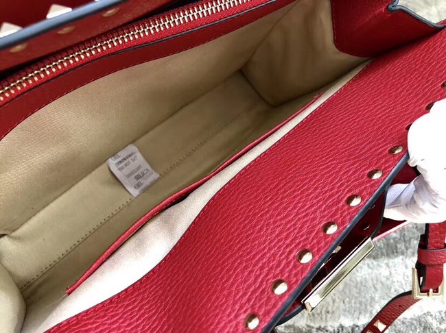 VALENTINO Candy Rockstud quilted leather shoulder bag 0650L red