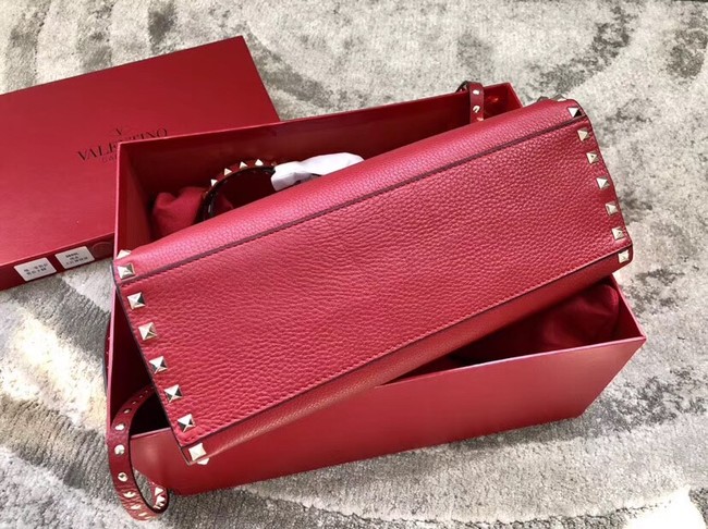 VALENTINO Candy Rockstud quilted leather shoulder bag 0650L red