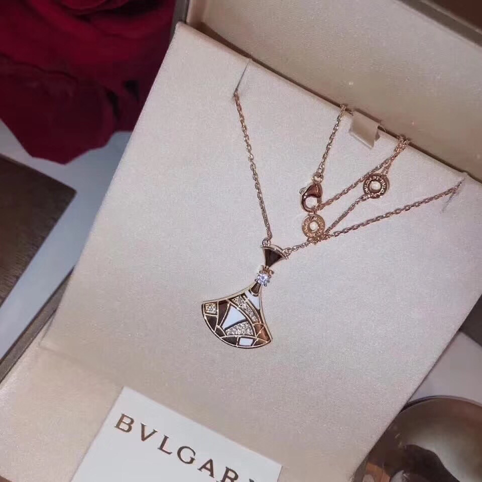 BVLGARI Necklace 18140