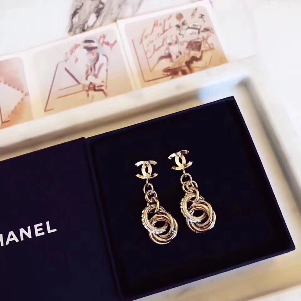 Chanel Earrings 18118