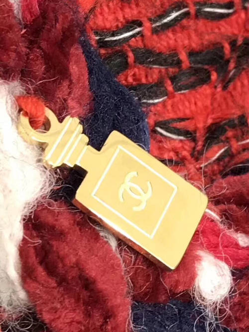 Chanel Tweed Calfskin 1112 Red Gold-Tone Metal