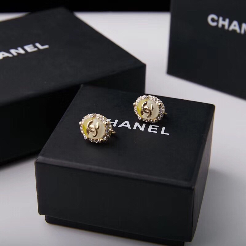 Chanel Earrings 18137