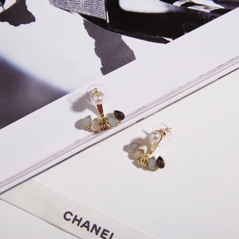 Chanel Earrings 18143