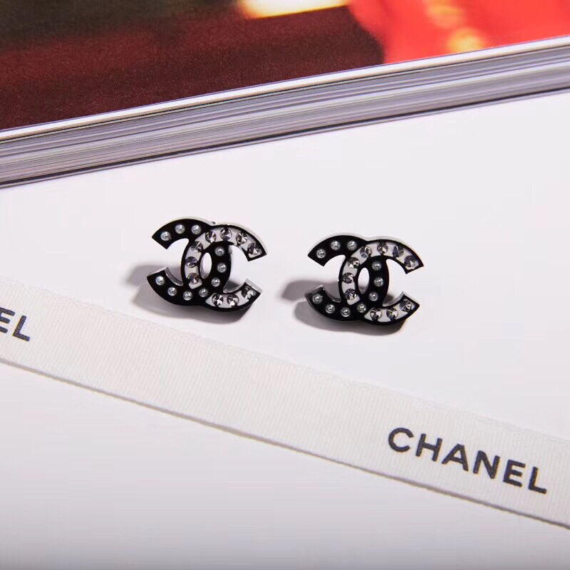 Chanel Earrings 18146