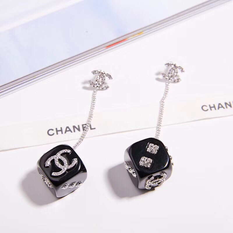 Chanel Earrings 18153