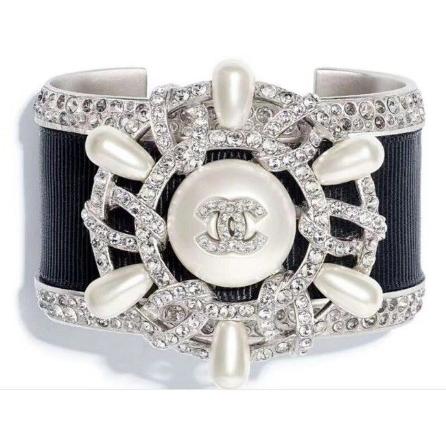 Chanel Bracelet 18213