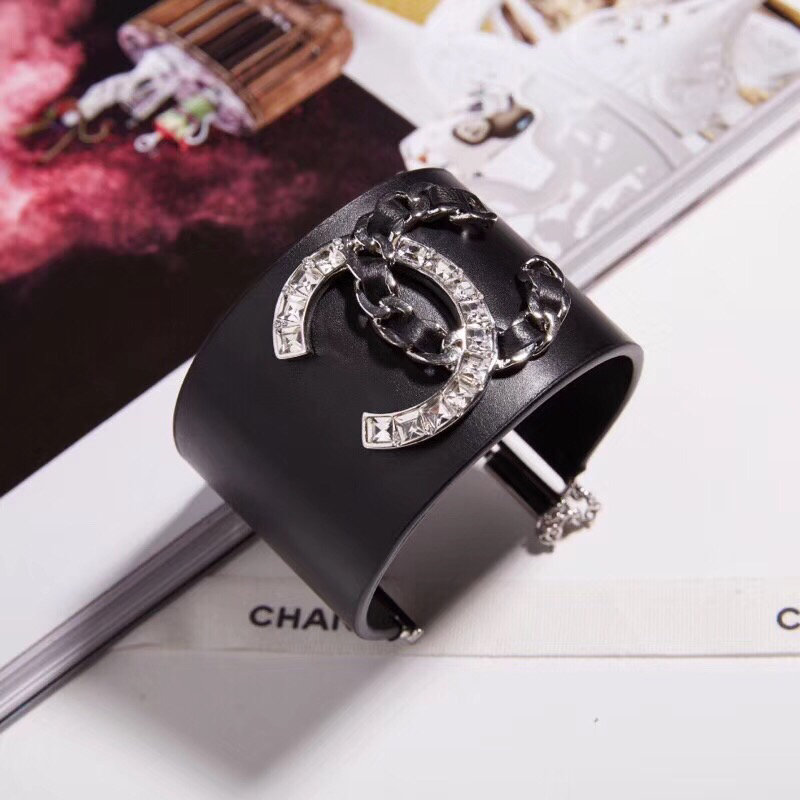 Chanel Bracelet 18214