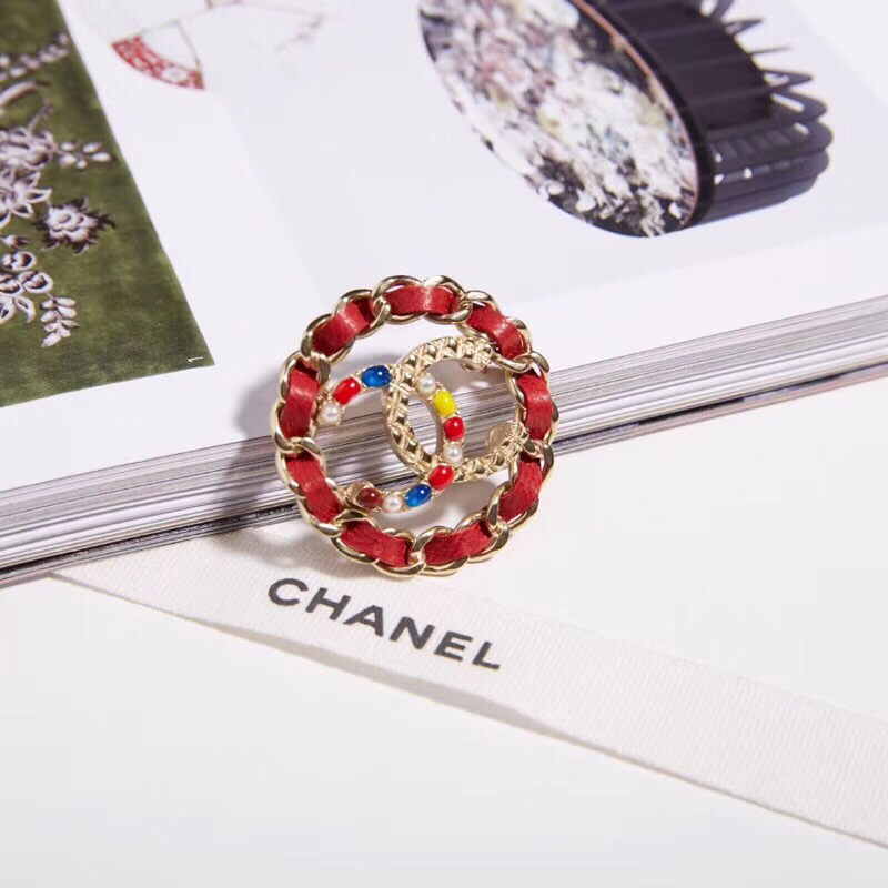 Chanel Brooch 18192