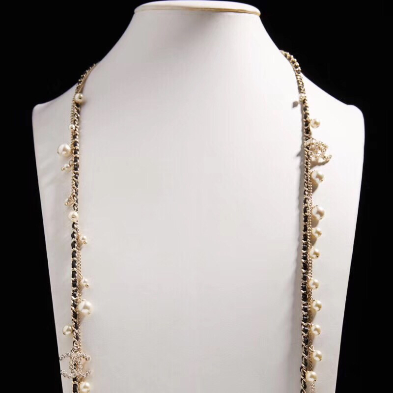 Chanel Necklace 18227