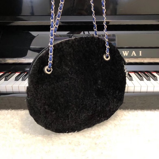 Chanel large zipped shopping bag A57972 black