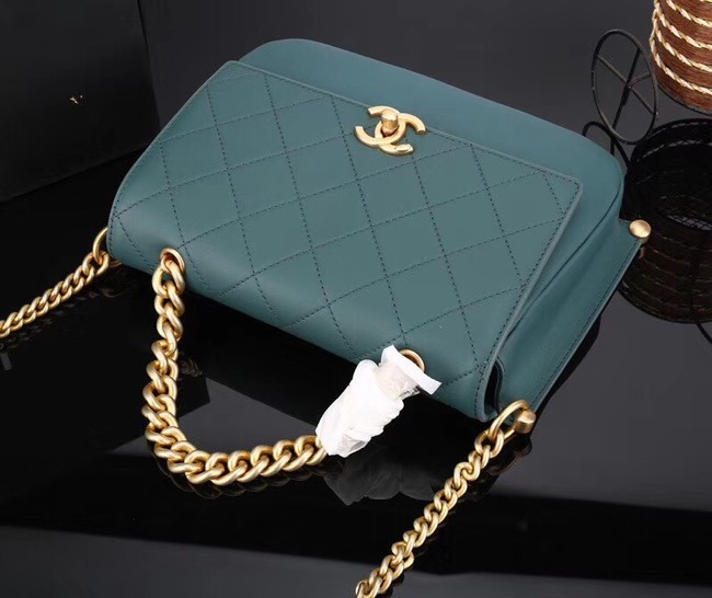 Chanel flap bag Calfskin & Gold-Tone Metal A57553 green