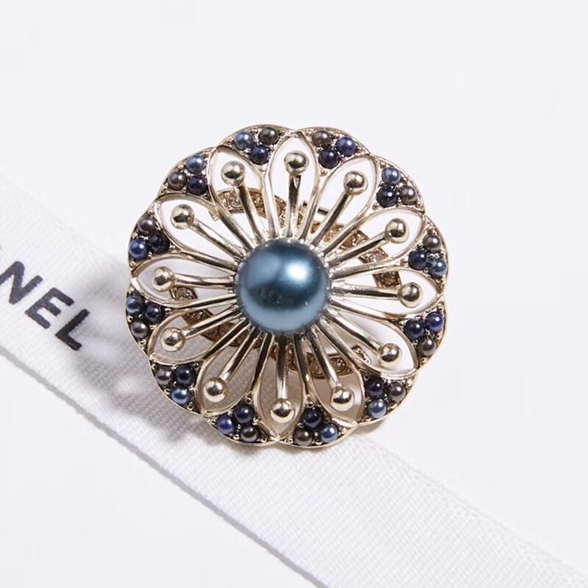 Chanel Brooch 18243