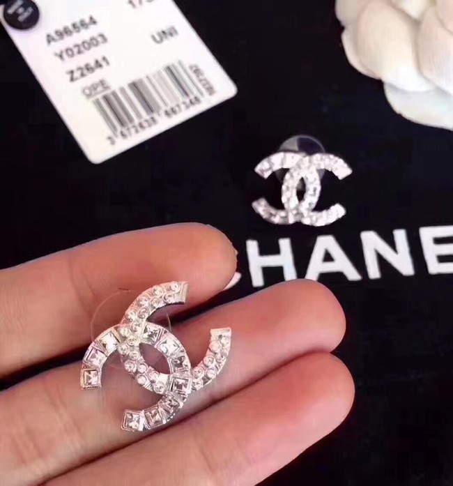 Chanel Earrings 18259