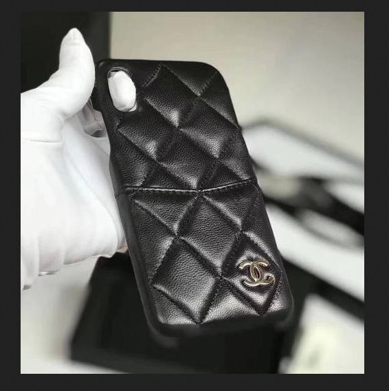 Chanel iPhone Case C8654