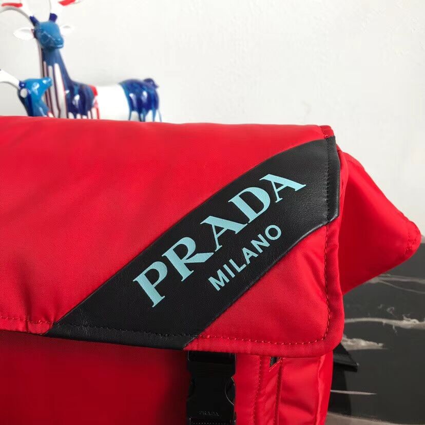 Prada Nylon shoulder bag 1BL015 red