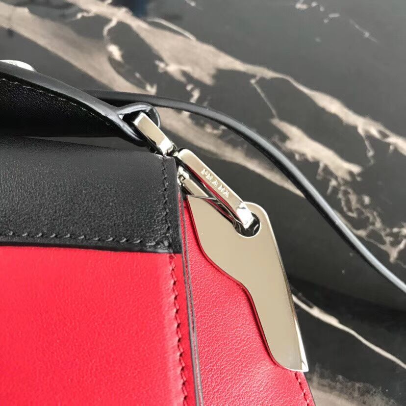 Prada Sidonie leather shoulder bag 1BD168 red