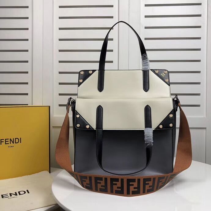 FENDI FLIP REGULAR F8036 grey & cream