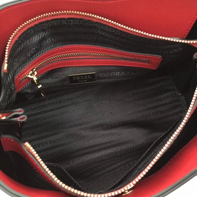 Prada Calf leather bag 56922 red