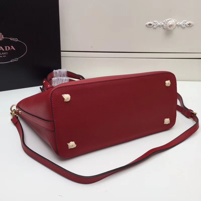 Prada Calf leather bag 2209 red