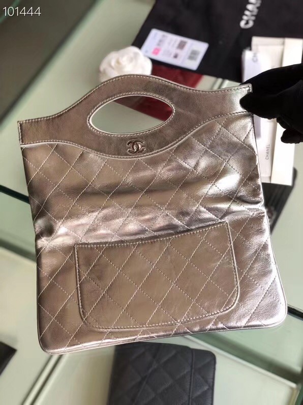 Chanel 31 pouch Metallic Crumpled Goatskin & Silver-Tone Metal A70520 Silver