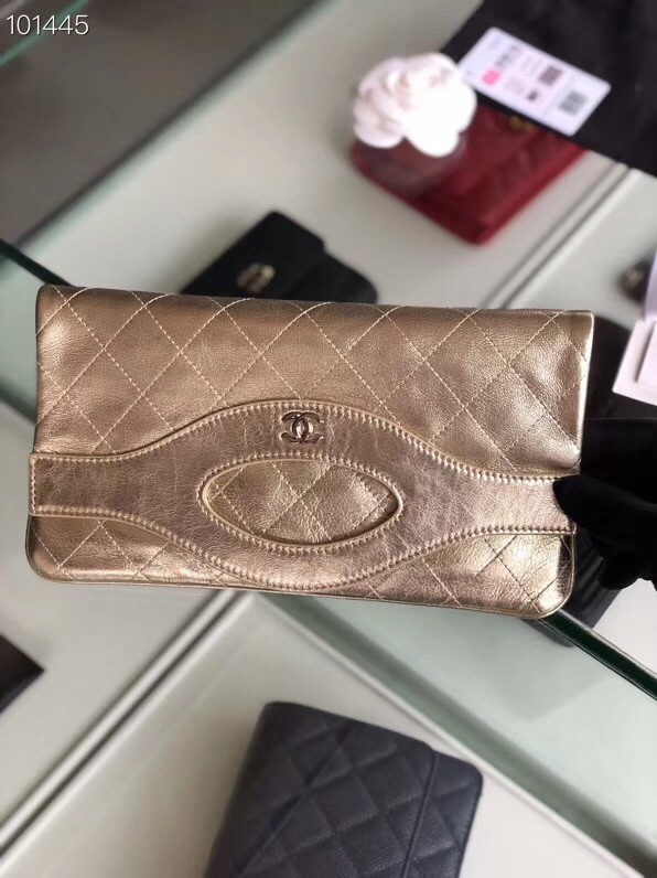 Chanel 31 pouch Metallic Crumpled Goatskin & Silver-Tone Metal A70520 gold