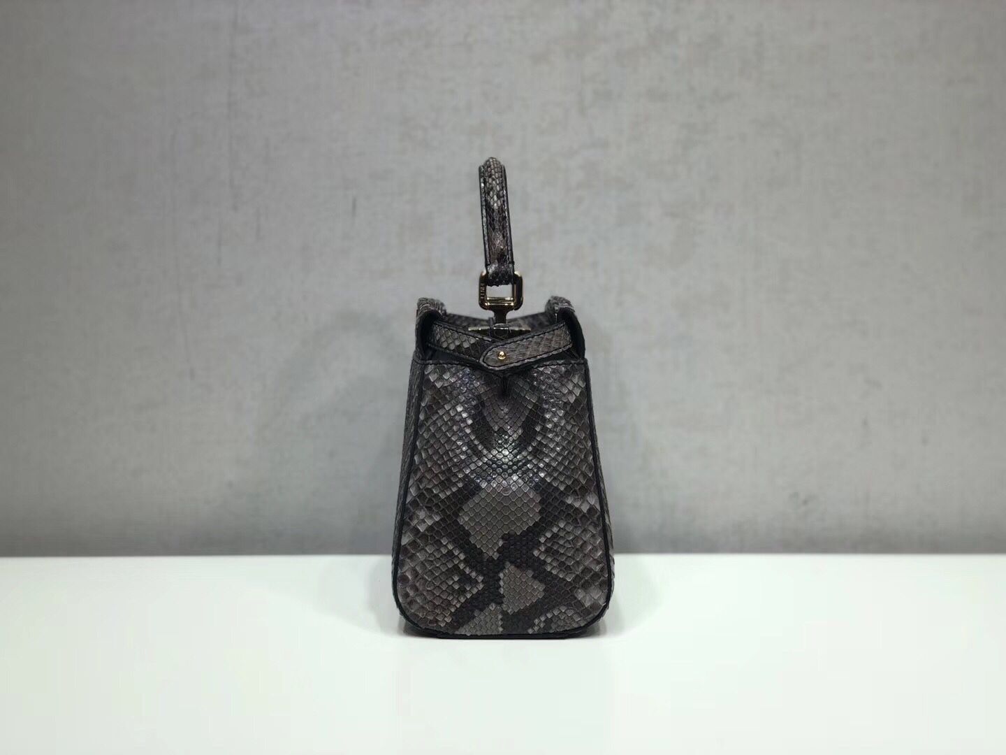 Fendi MINI PEEKABOO Handbag asphalt-grey pytho 8BN244K