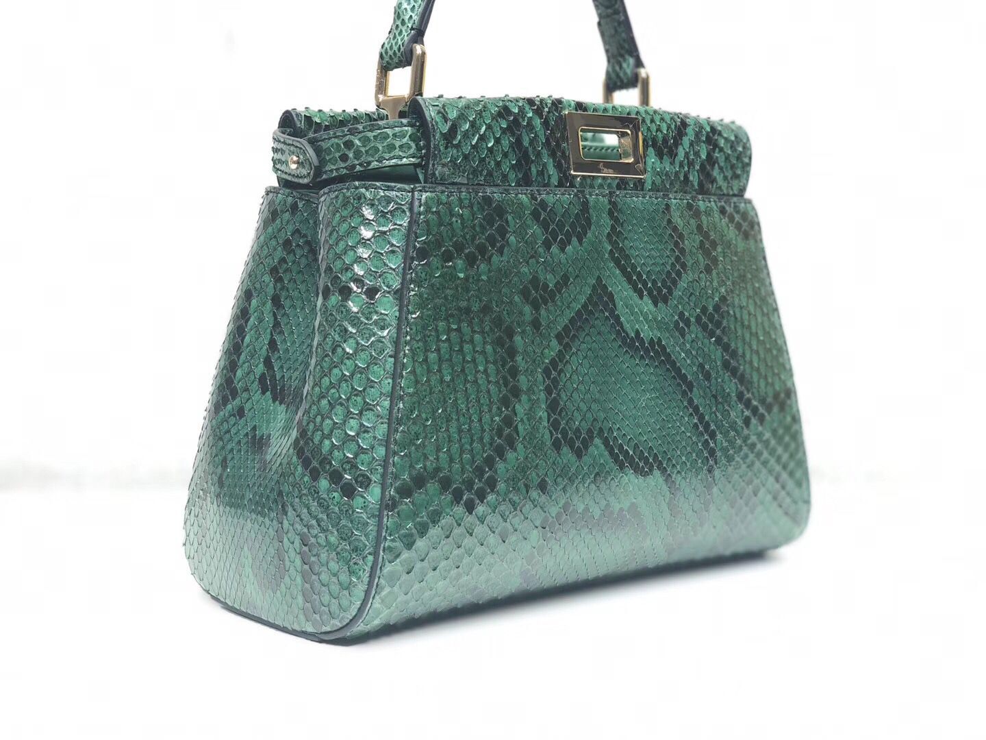 Fendi MINI PEEKABOO Handbag python 8BN244K green